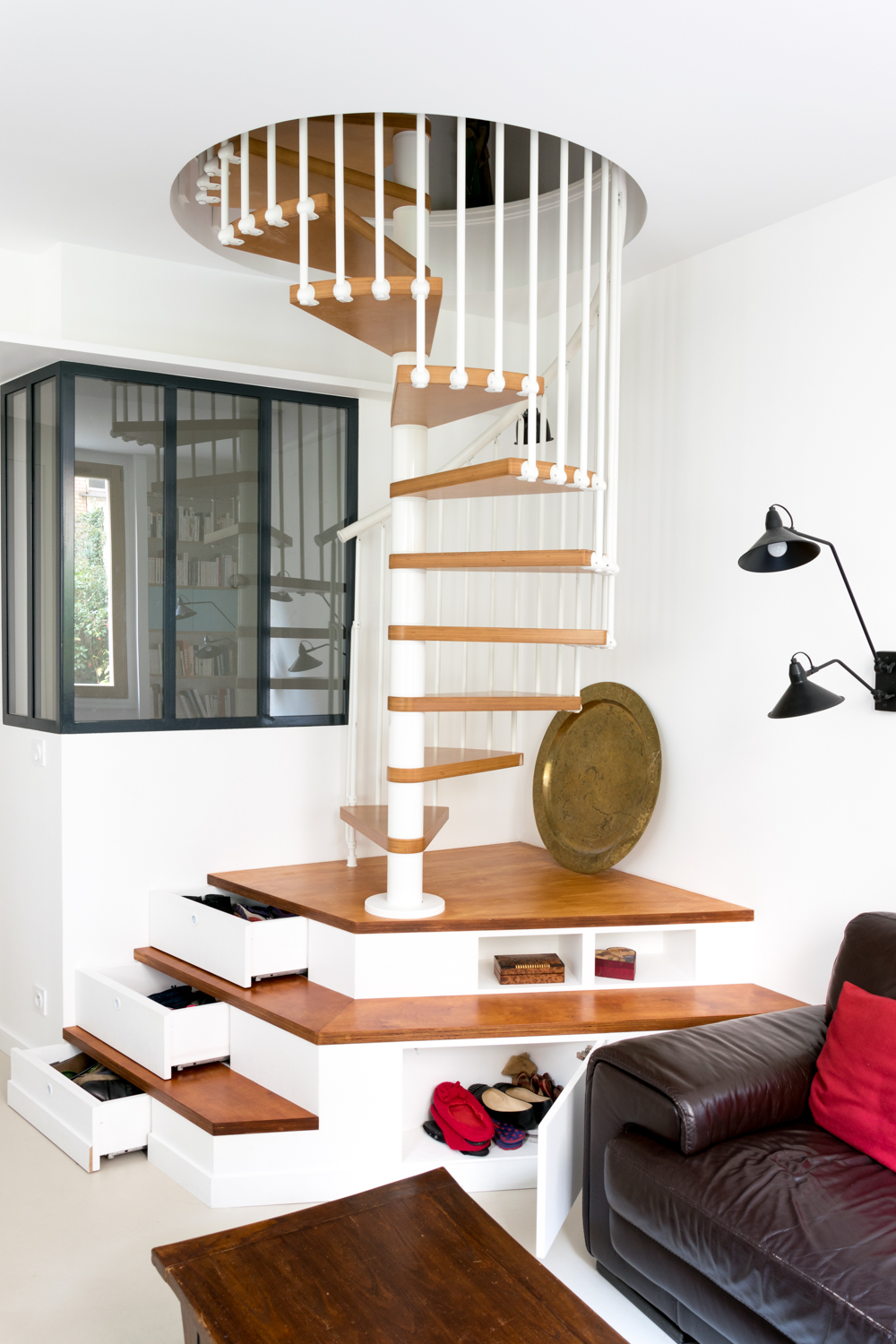 escalier-estrade-rangement-idee-architectes-huber