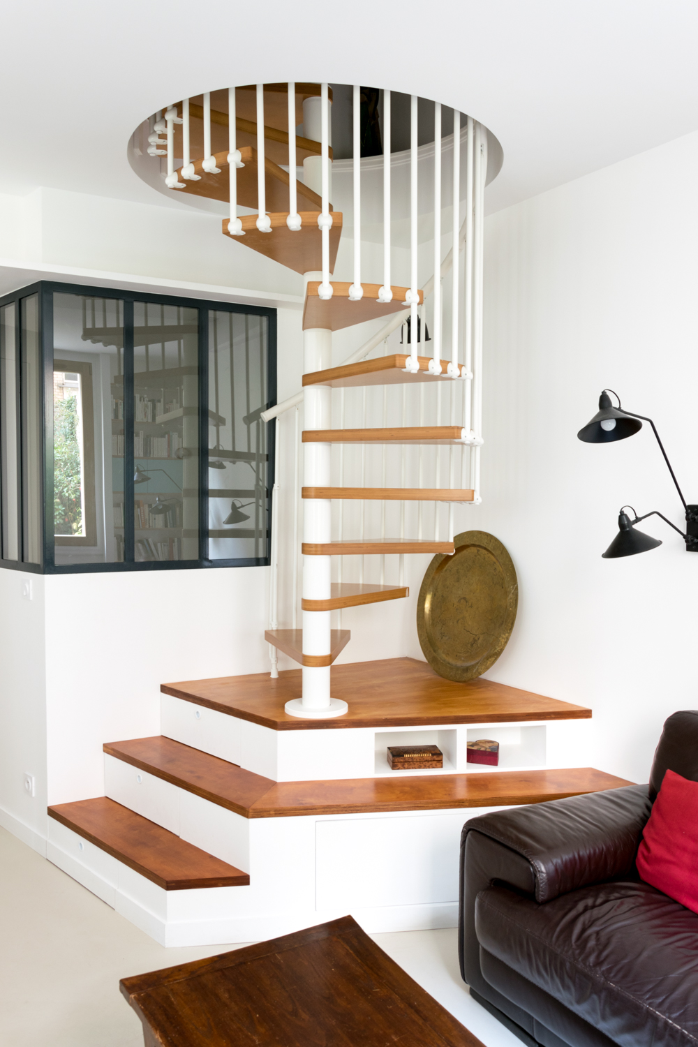 escalier-rangement-bois-metal-deco-huber